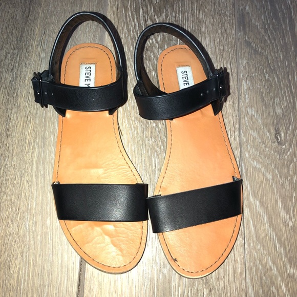 steve madden zone ankle strap sandal